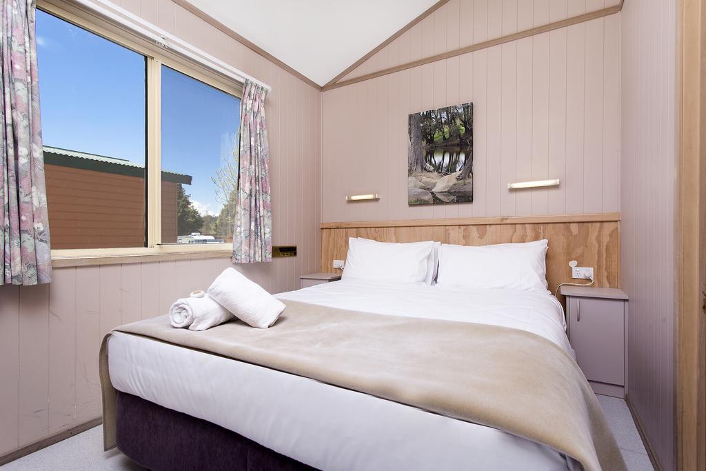 Armidale Tourist Park Hotel ภายนอก รูปภาพ