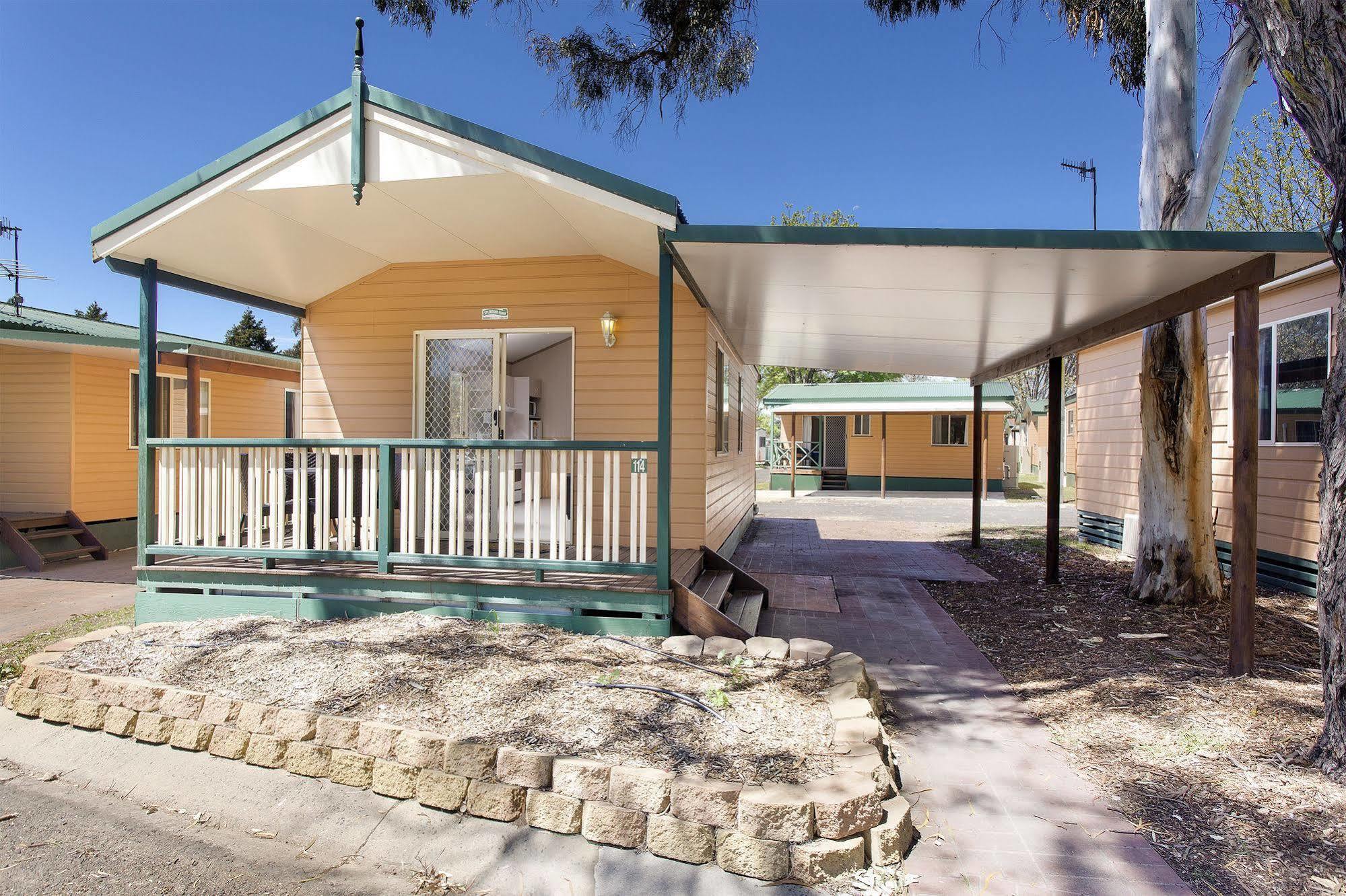Armidale Tourist Park Hotel ภายนอก รูปภาพ