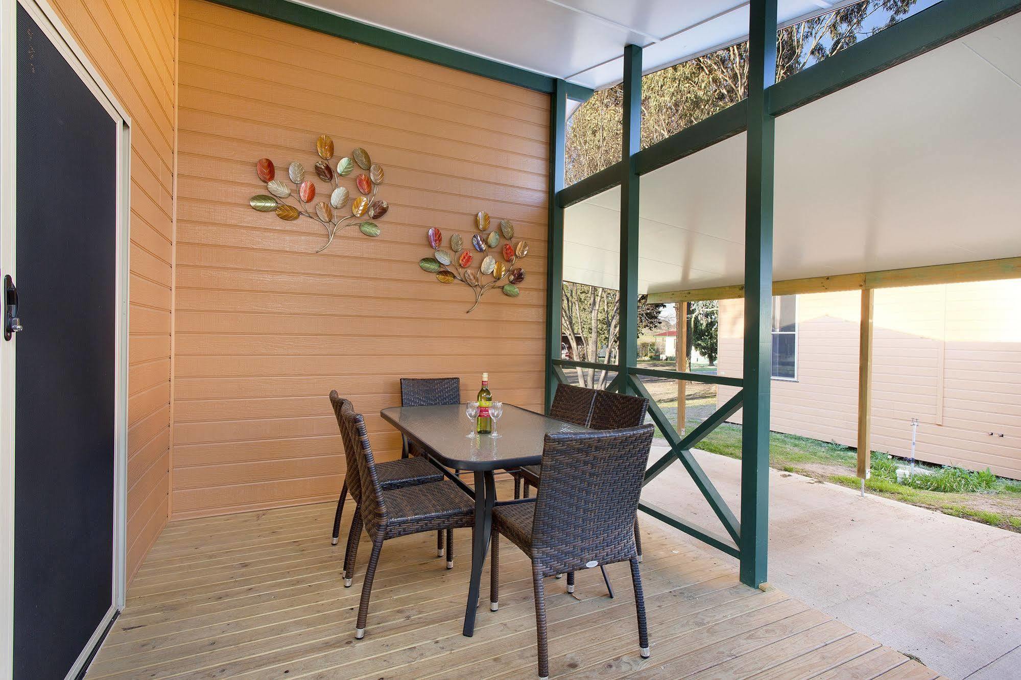 Armidale Tourist Park Hotel ภายนอก รูปภาพ