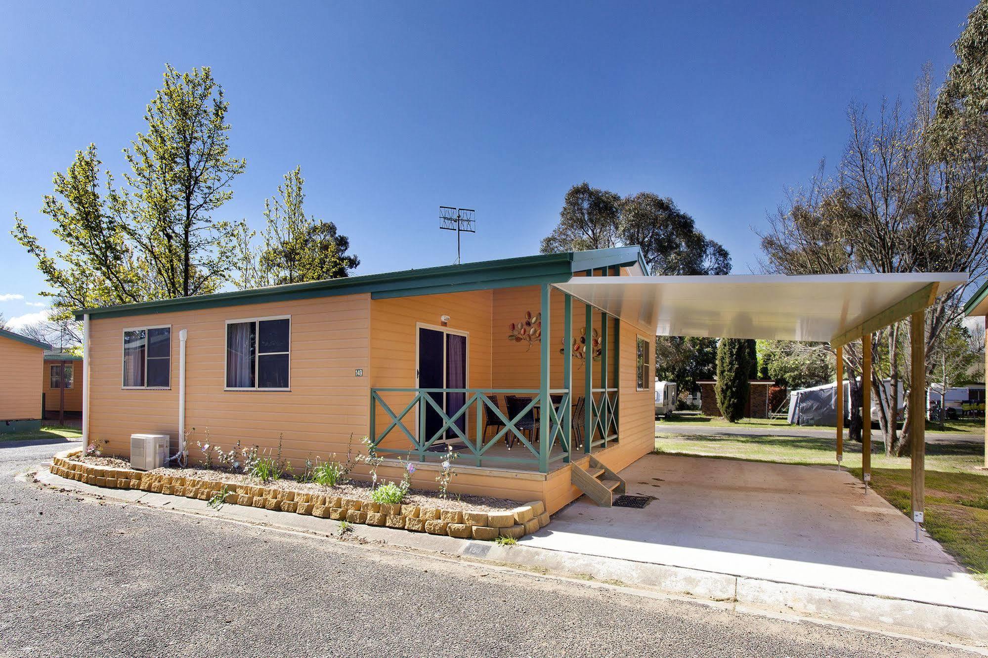 Armidale Tourist Park Hotel ภายนอก รูปภาพ